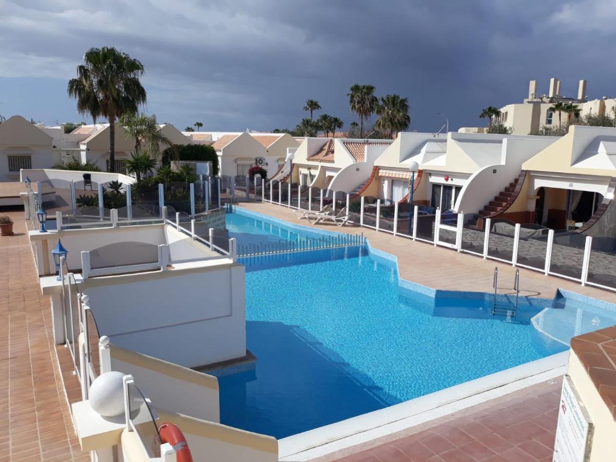 Bungalow In The Palms Apartment San Miguel de Abona Exterior photo